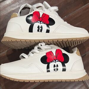 Disney Kids White and Red Minnie Mouse Sneakers